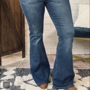 Judy Blue - Dixie Flare Sz 13/31